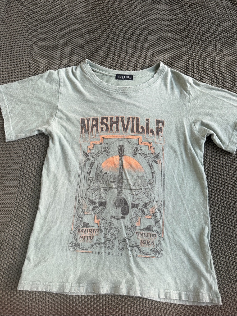 Zutter Nashville Graphic Tee in Light Sage